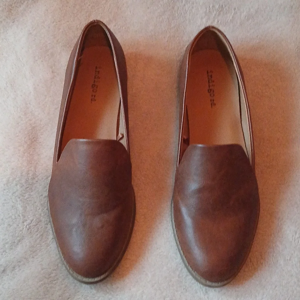 Brown faux leather loafers size 7.5 - Picture 1 of 6